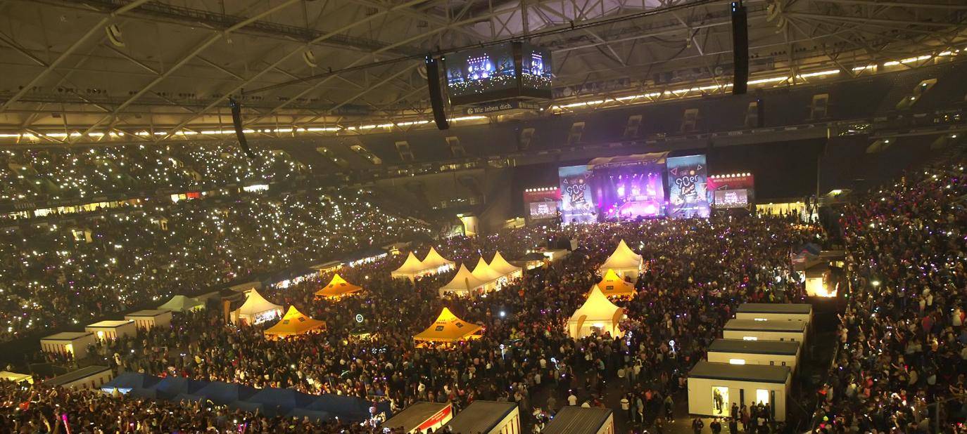 Die 90er Live Party in der Veltins Arena