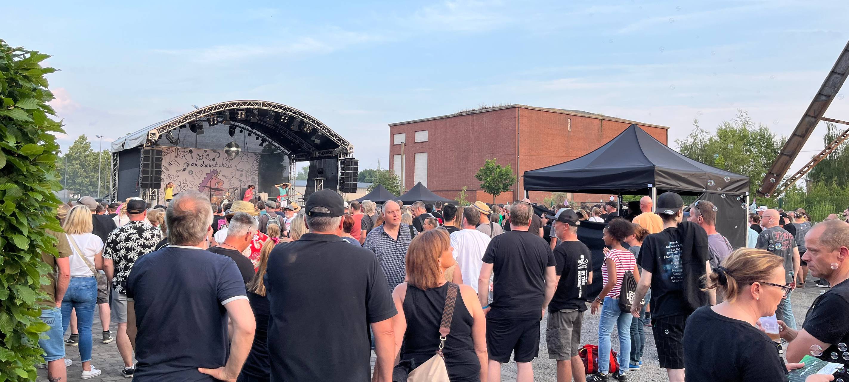 Rund 1.000 Fans beim Kapelle Somma auf Radbod in Hamm