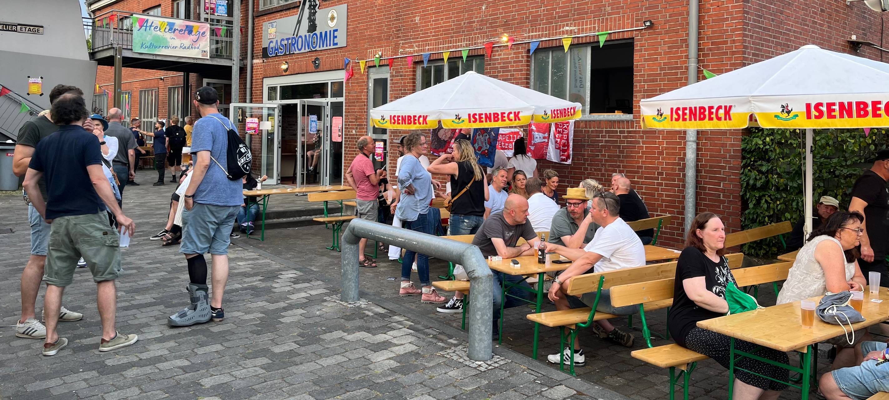 Rund 1.000 Fans beim Kapelle Somma auf Radbod in Hamm