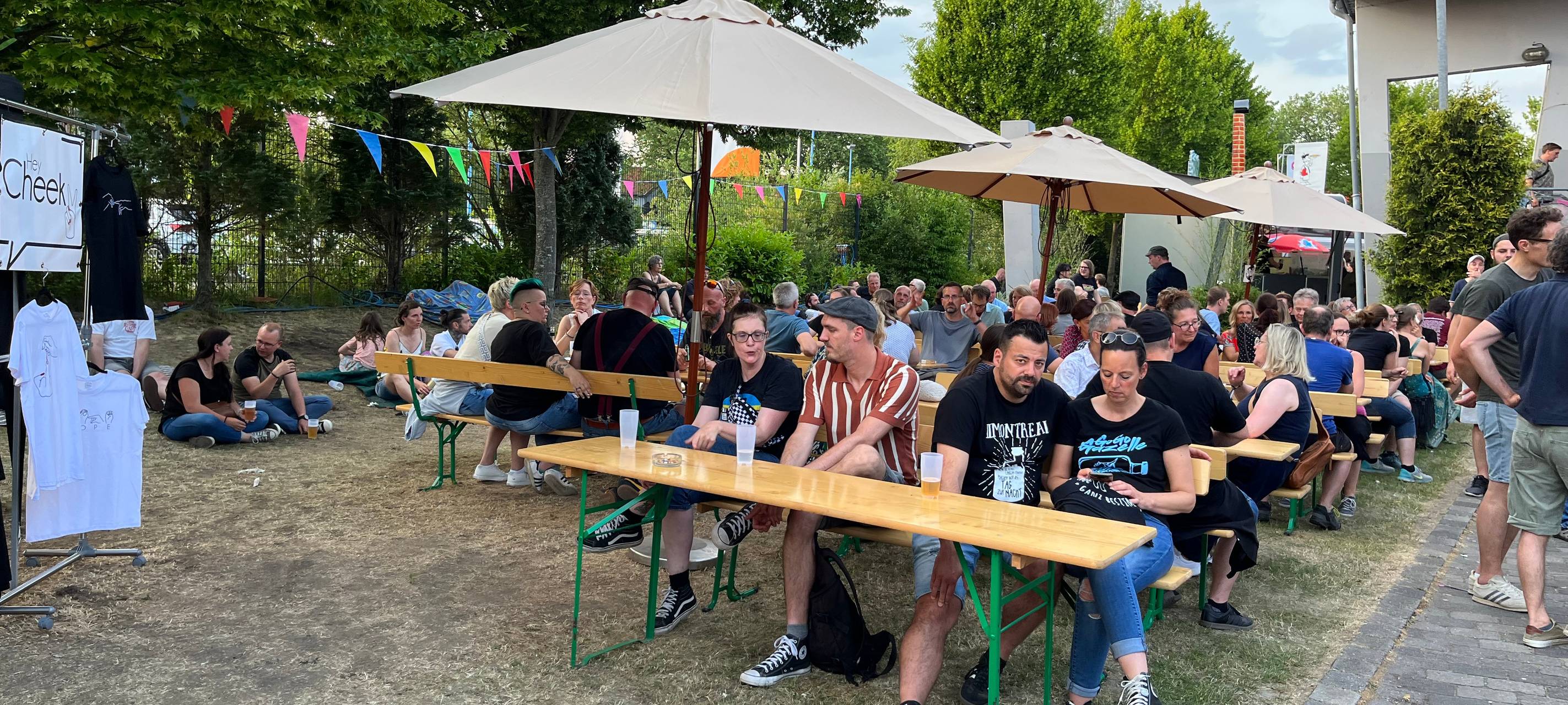 Rund 1.000 Fans beim Kapelle Somma auf Radbod in Hamm