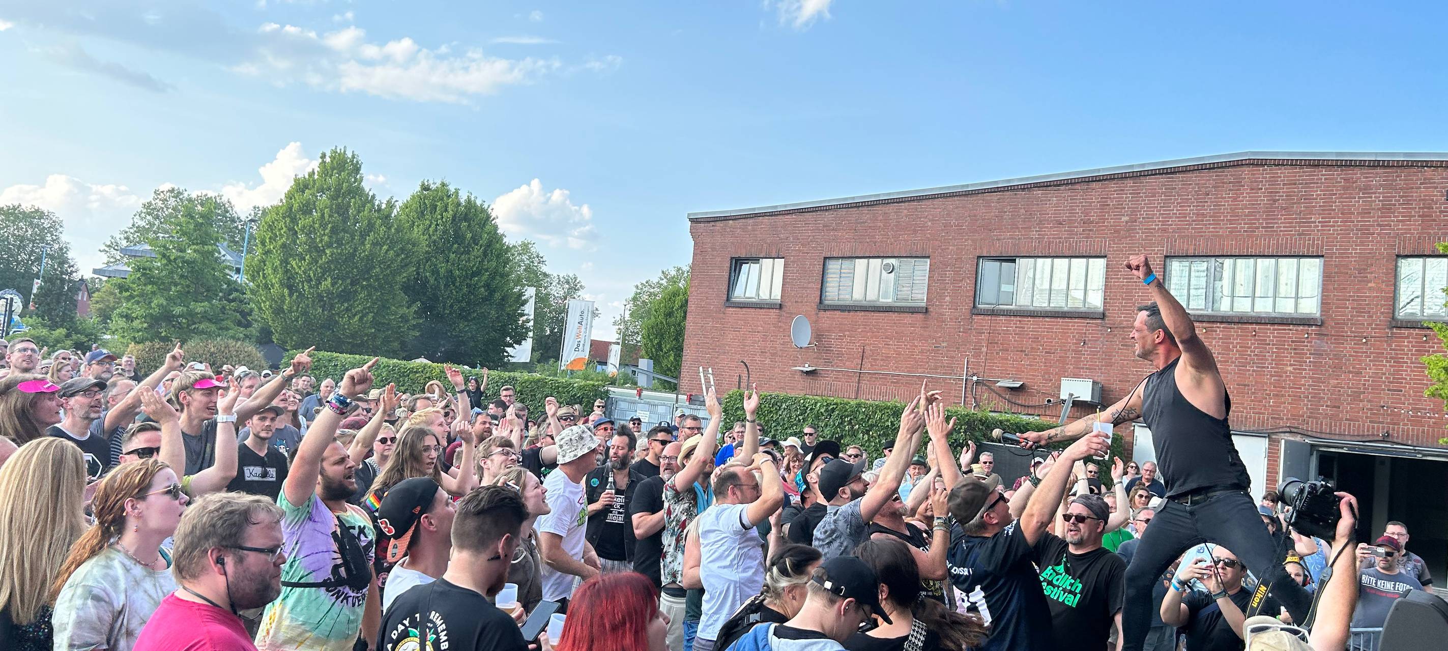Rund 1.000 Fans beim Kapelle Somma auf Radbod in Hamm