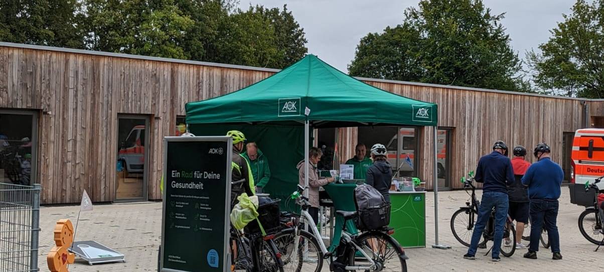Tausende Radfahrer beim Sattelfest zwischen Hamm und Soest