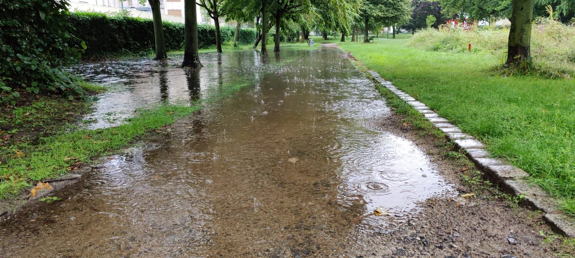 Unwetter in Hamm sorgt für überflutete Straßen