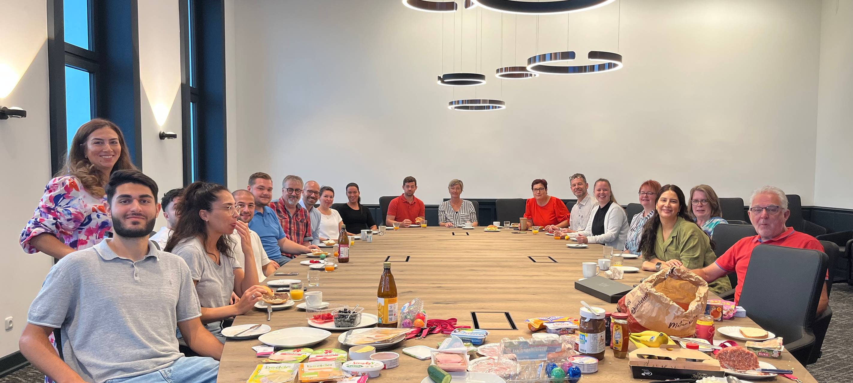 Lippewelle Brötchenbringer-Frühstück bei WDI in Hamm