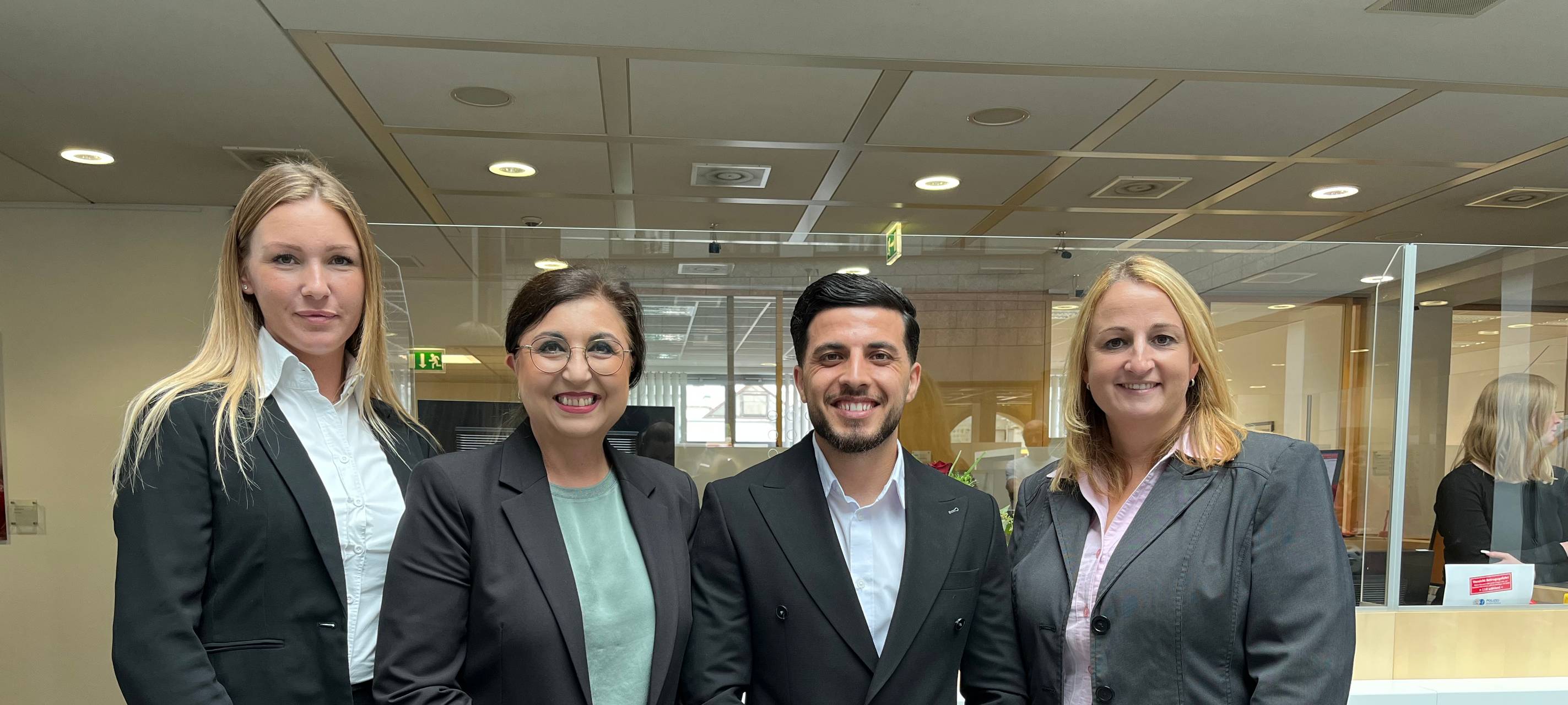 Die Sparkasse Hamm testet die Einstiegsqualifizierung nun zum ersten Mal mit dem 21-jährigen Sadeq Khaleel.