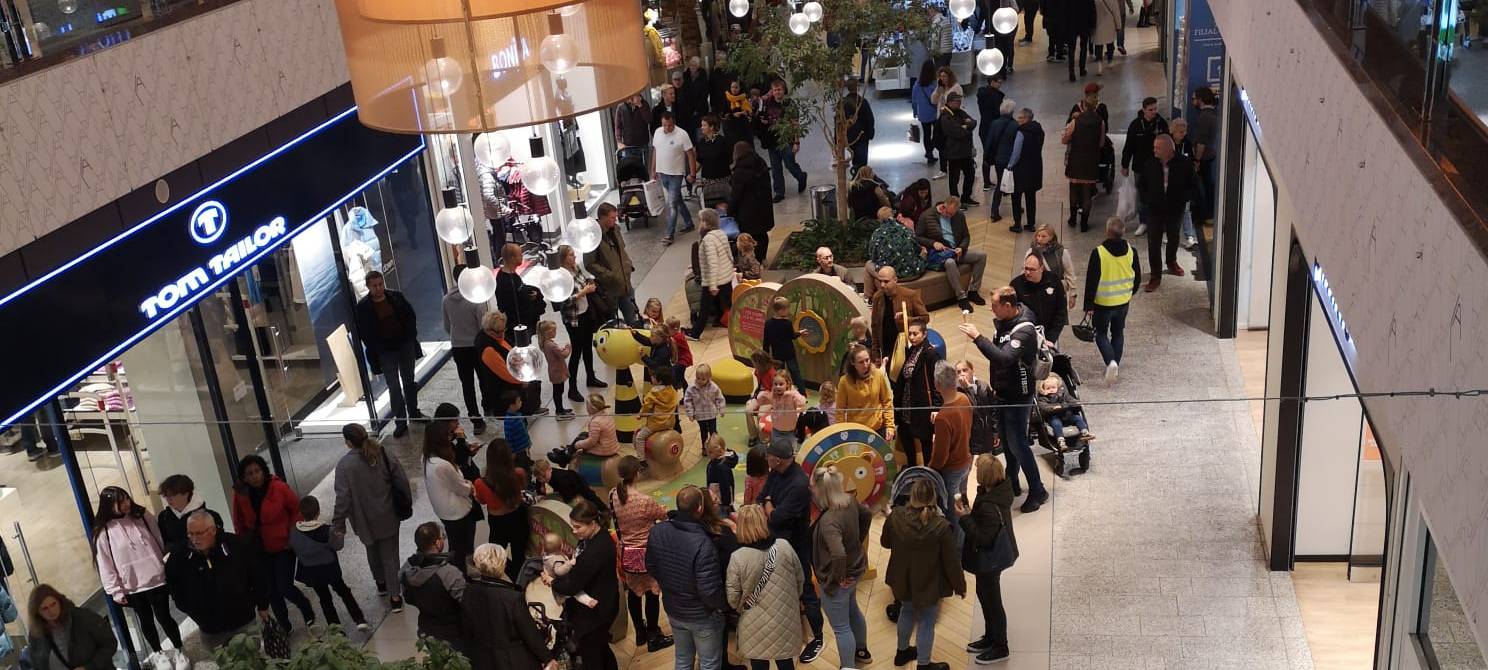 Das Allee-Center war am Sonntag rappelvoll.