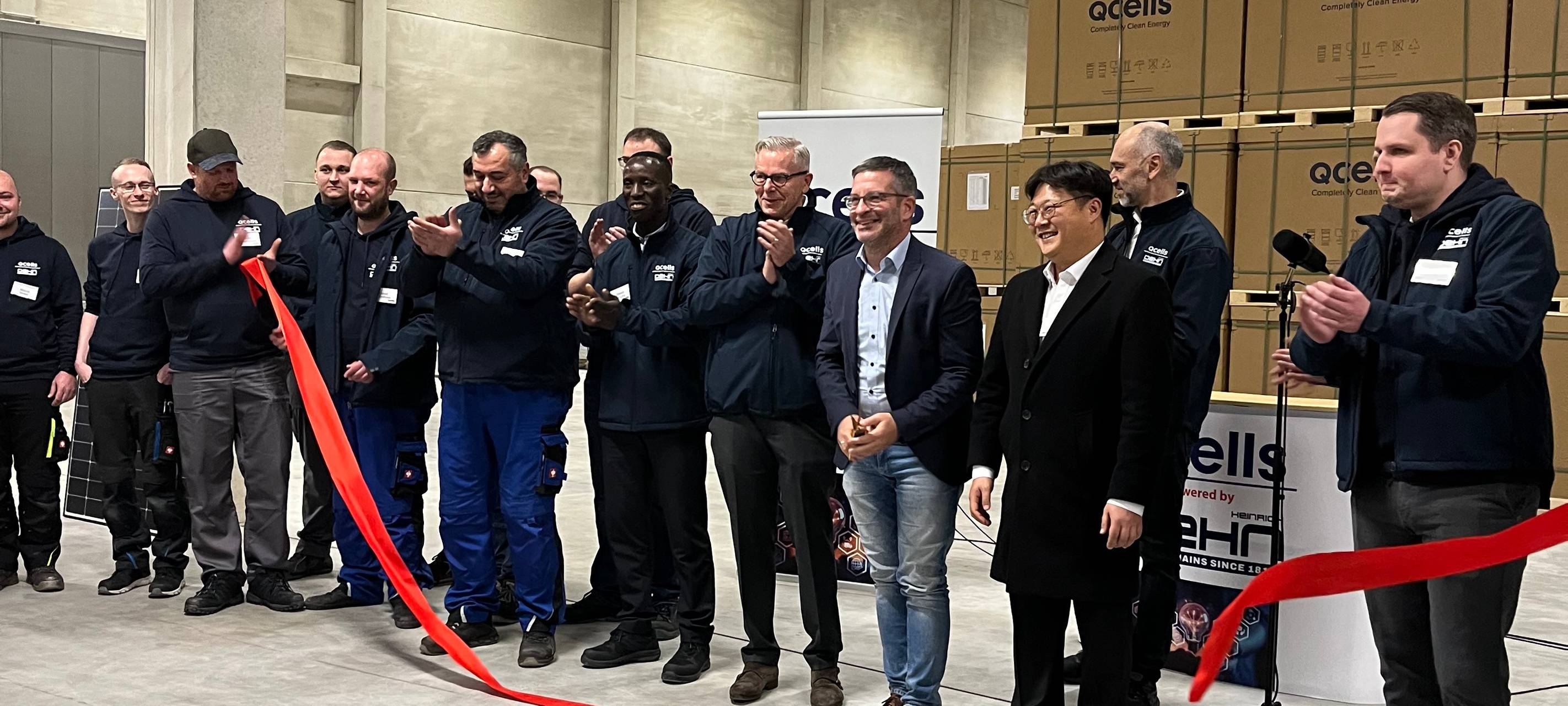 Koreanische Solar-Firma eröffnet Standort in Hamm