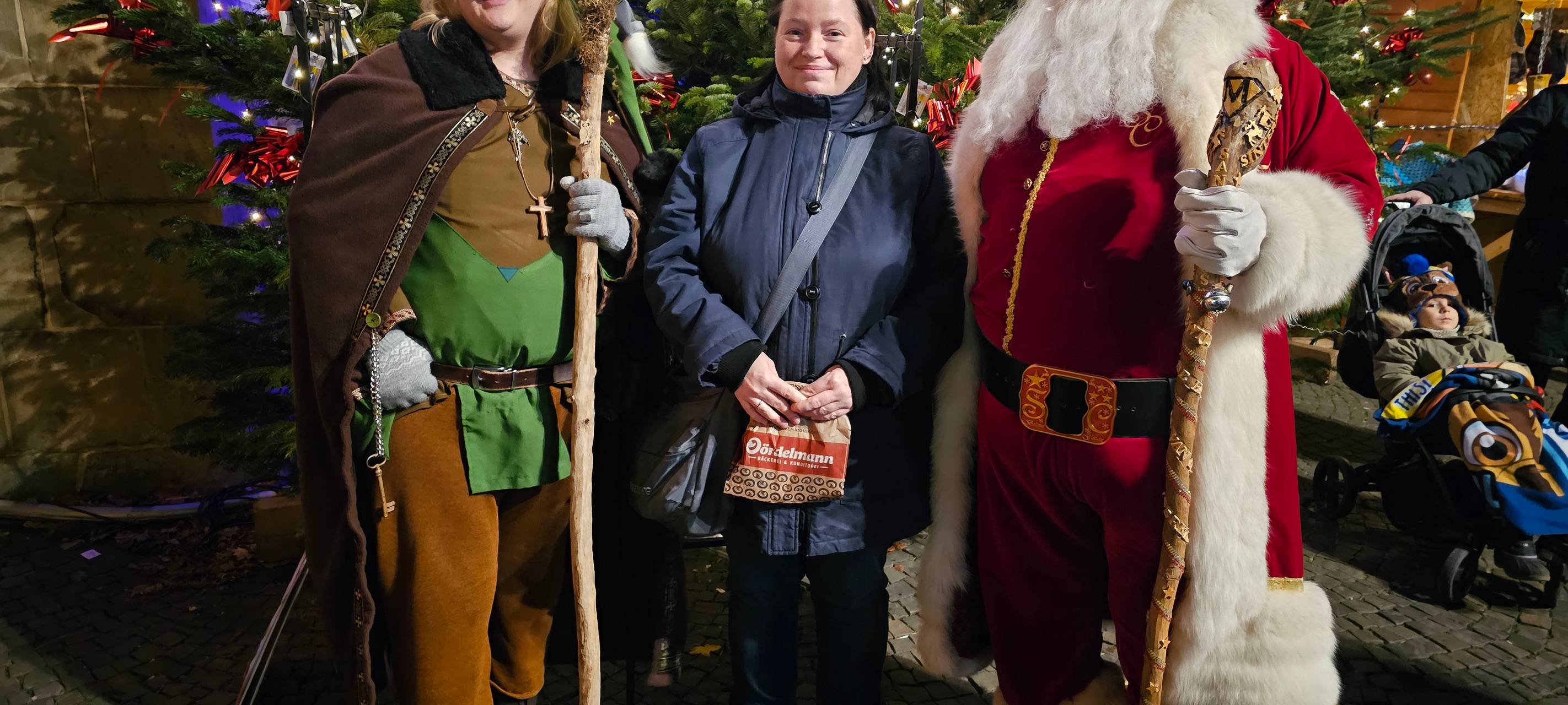 Lippewelle-Herzhütte: Viele Spenden und Besuch von Santa Clause