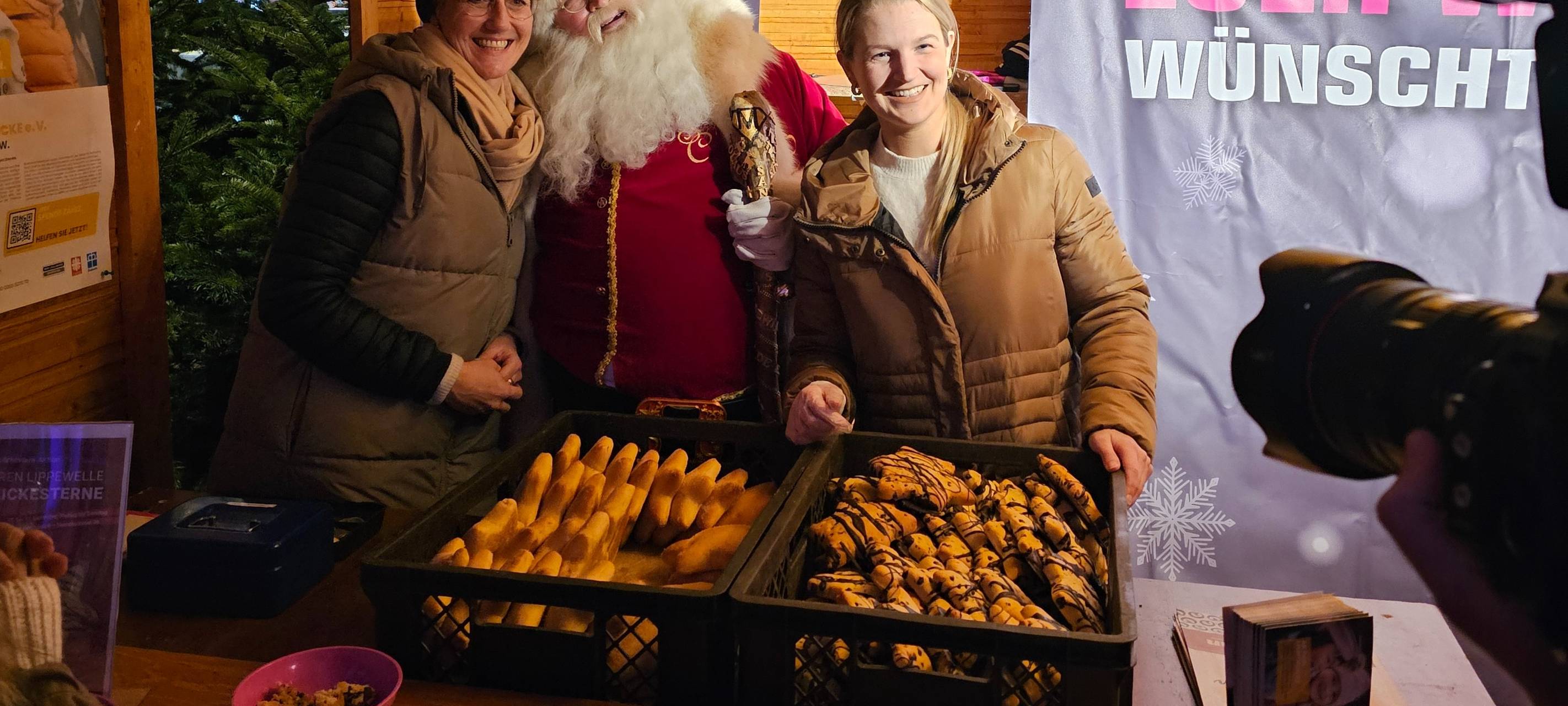 Lippewelle-Herzhütte: Viele Spenden und Besuch von Santa Clause