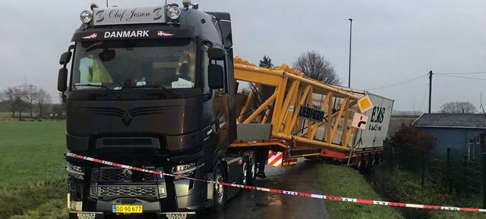 Baumstraße in Hamm Ostwennemar ist für Stunden blockiert