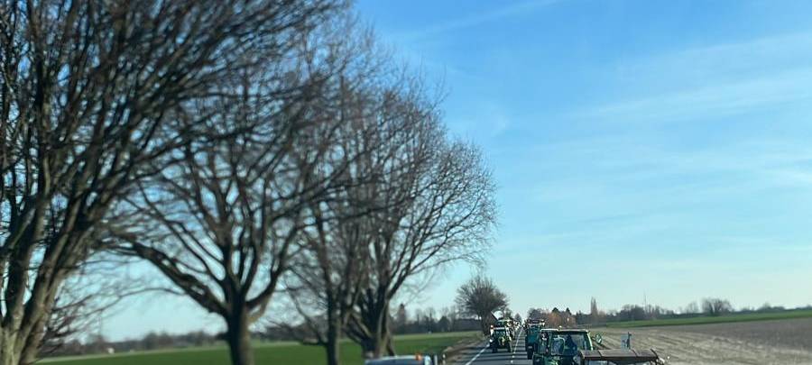Auf ihrer Strecke haben die Hammer Landwirte mehrere Straßen abgefahren.