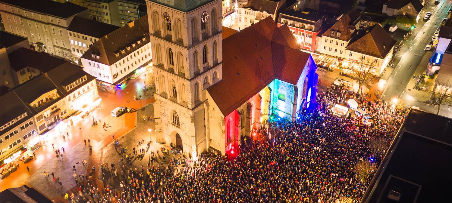 Demo gegen rechts mit Tausenden in der Innenstadt von Hamm