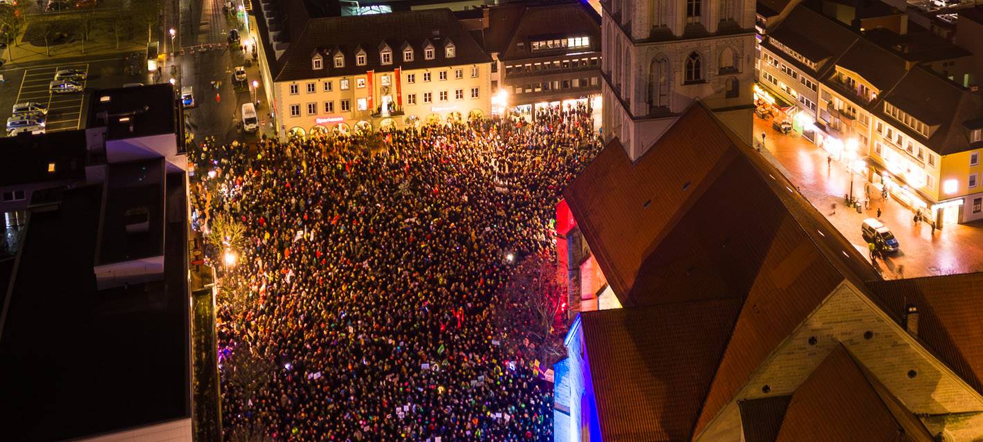 Demo gegen rechts mit Tausenden in der Innenstadt von Hamm