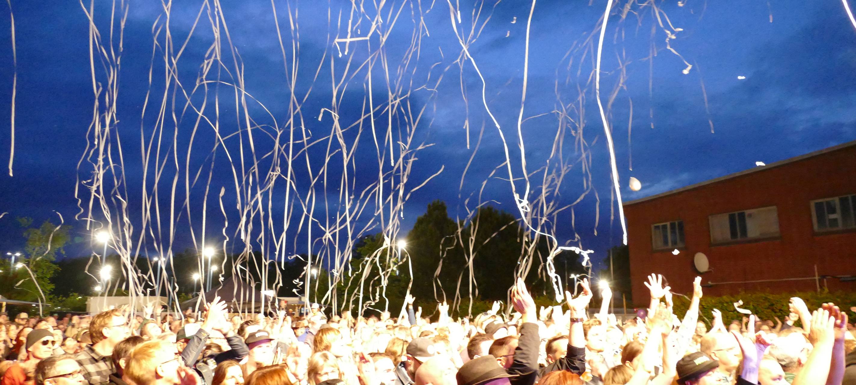 Mehr als Tausend Besucher beim Kapelle Somma in Hamm