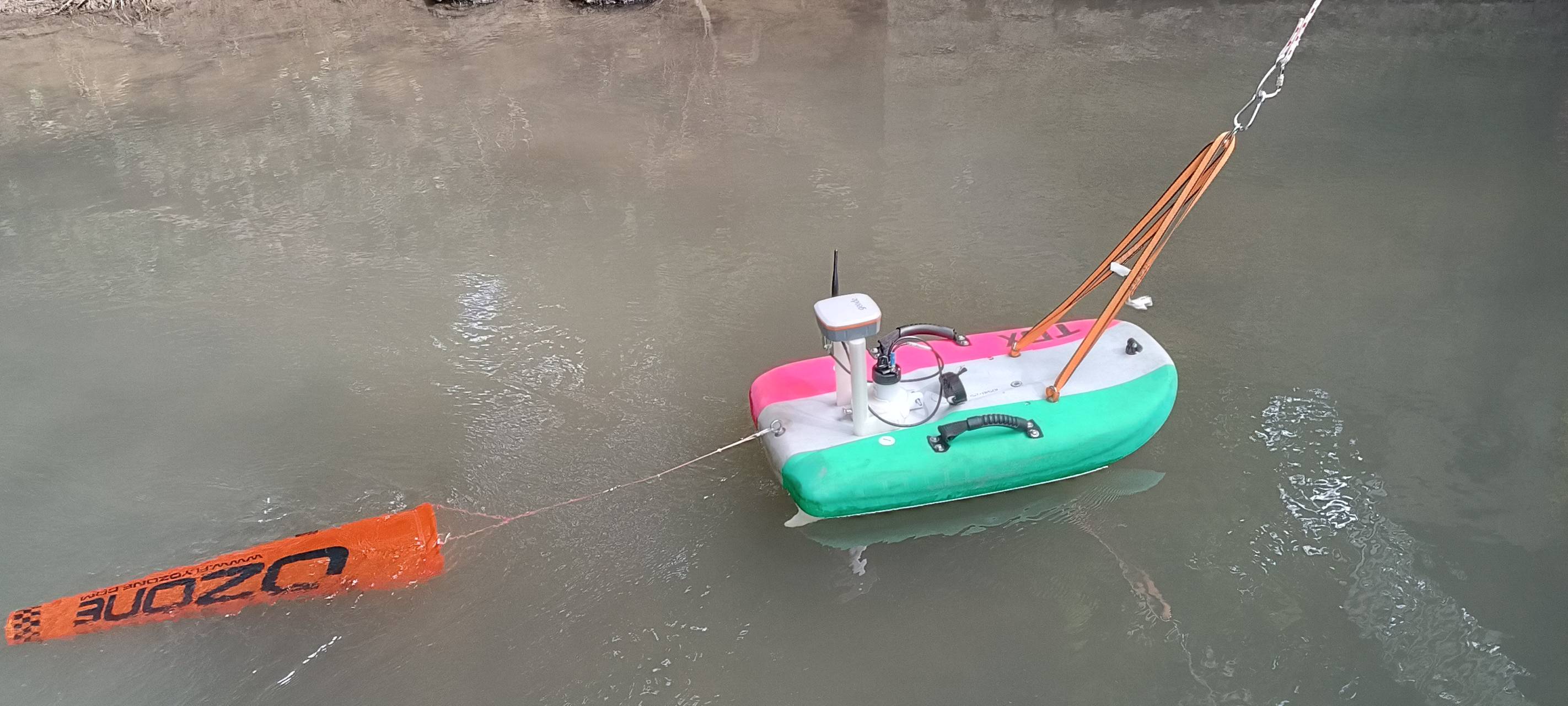 Sandsäcke am Ahsedeich in Hamm bleiben erstmal