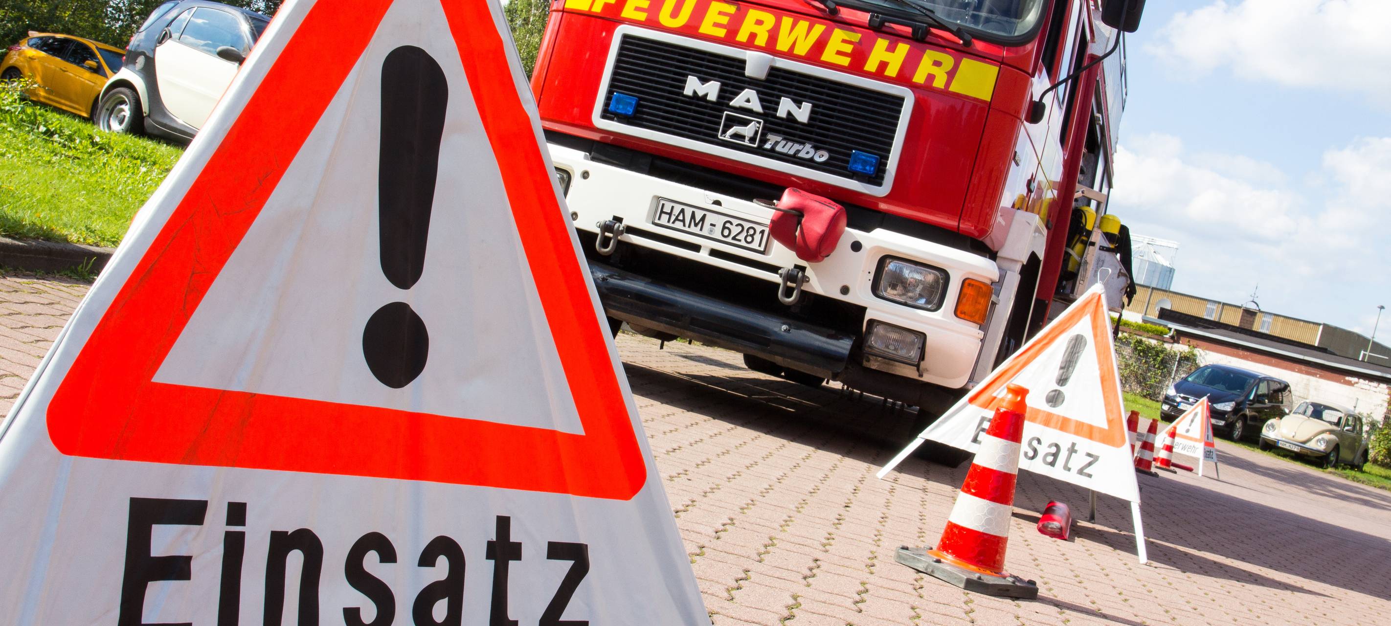 Feuerwehreinsätze bei Strohballenbränden in Hamm