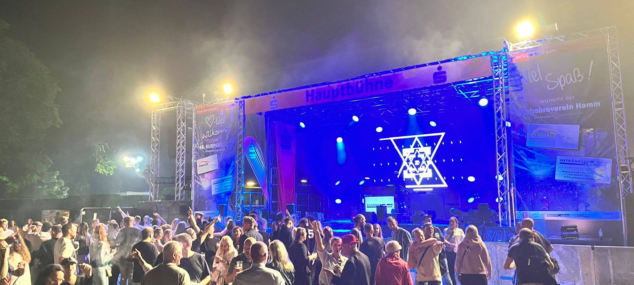 Kurparkfest in Hamm: Tanzen trotz Regen