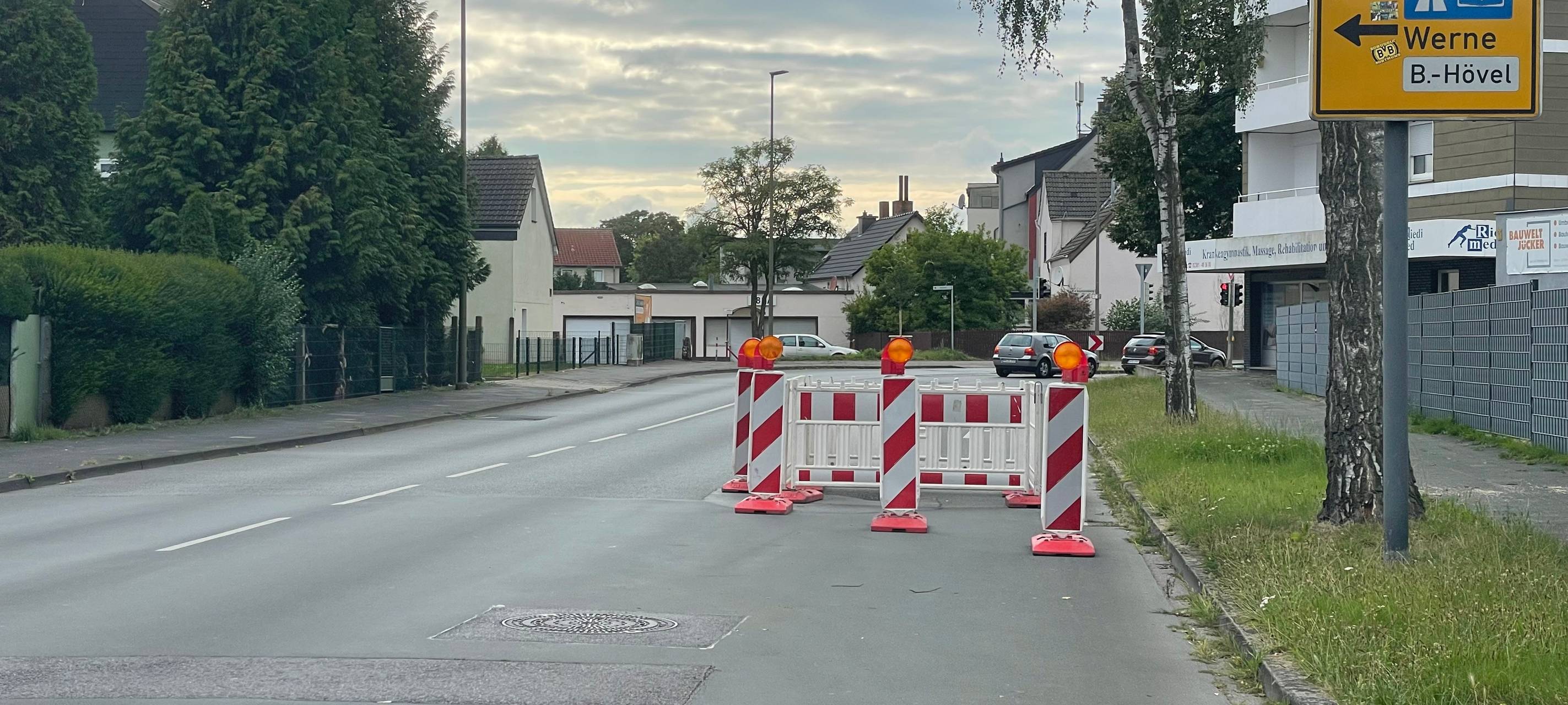 Stadt Hamm meldet Loch auf dem Nordenstiftsweg