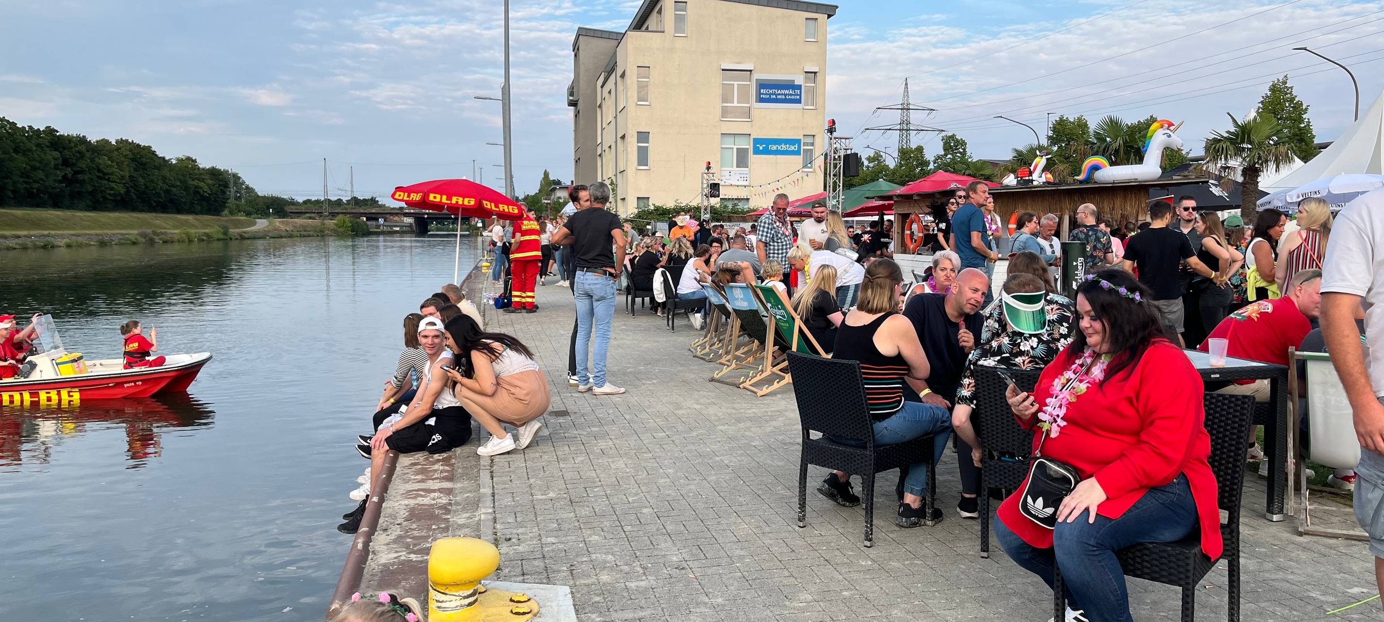 Über tausend Mallorca-Fans feiern "Malle Total 2024" in Hamm