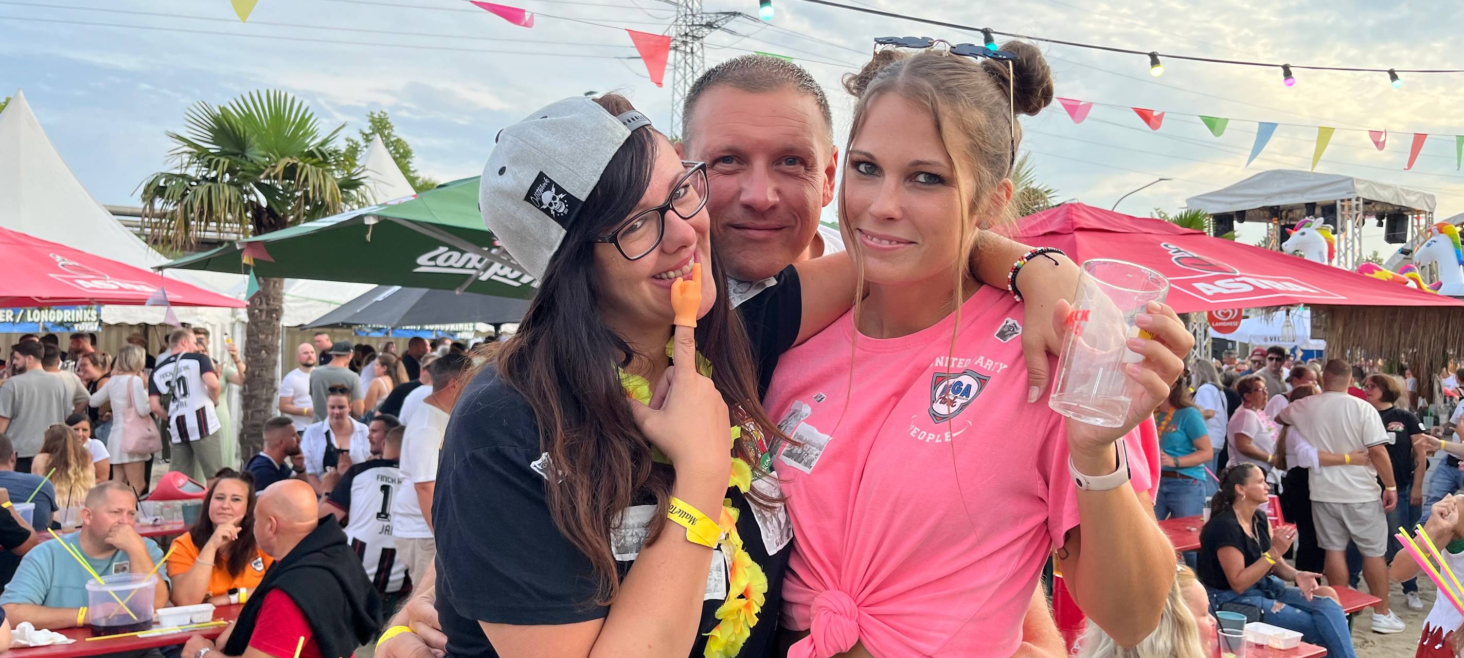 Über tausend Mallorca-Fans feiern "Malle Total 2024" in Hamm