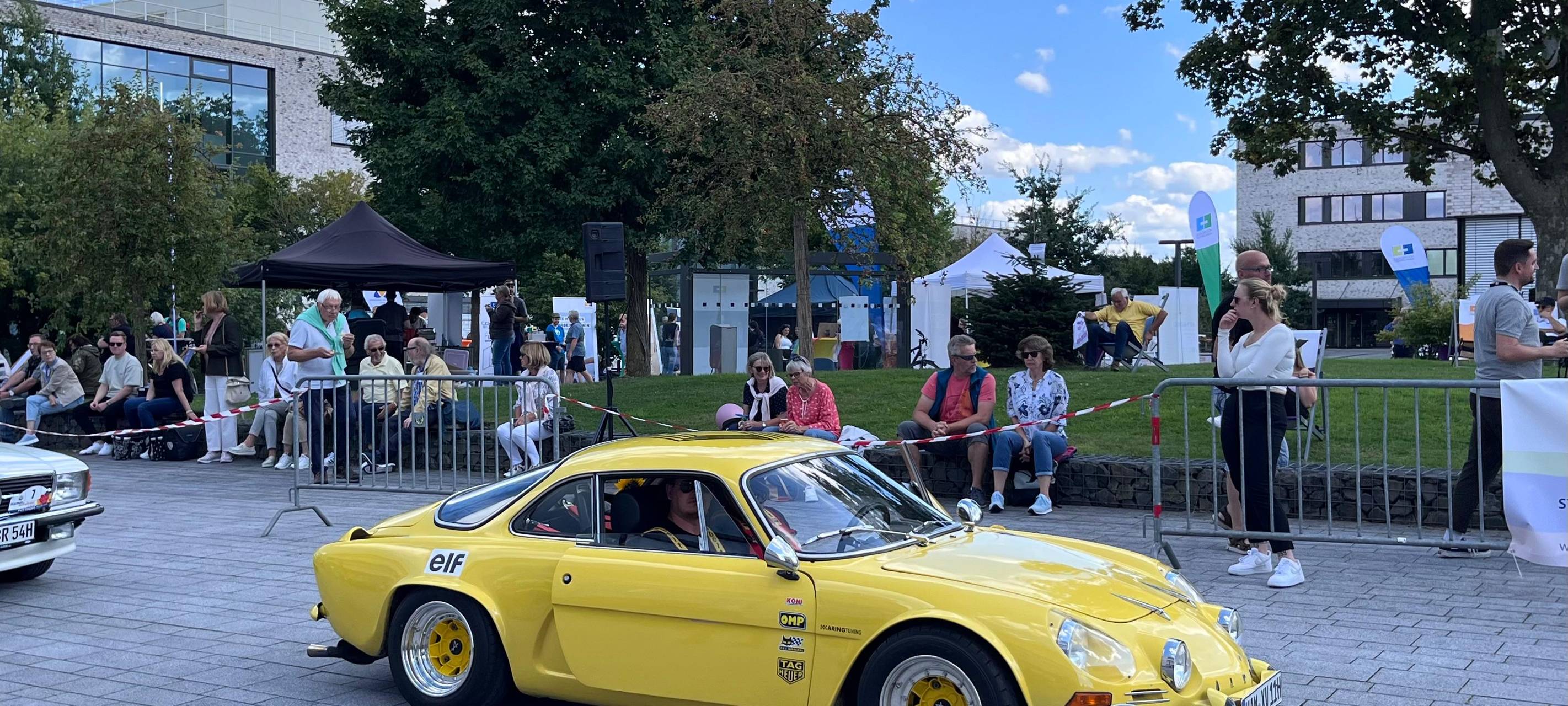 Über 120 Teilnehmer bei der "Hamm erFahren" Oldtimer Rallye in Hamm