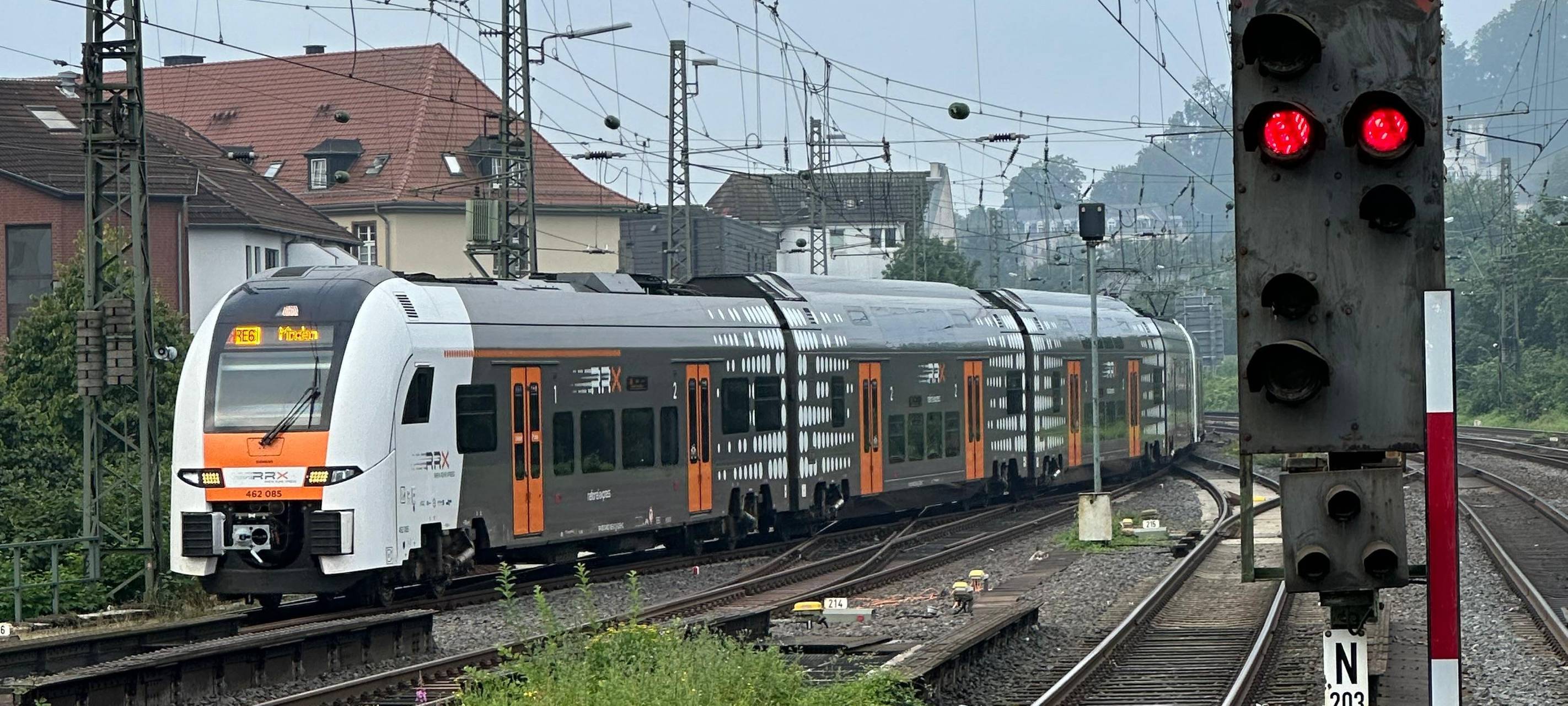 Zug am Bahnhof