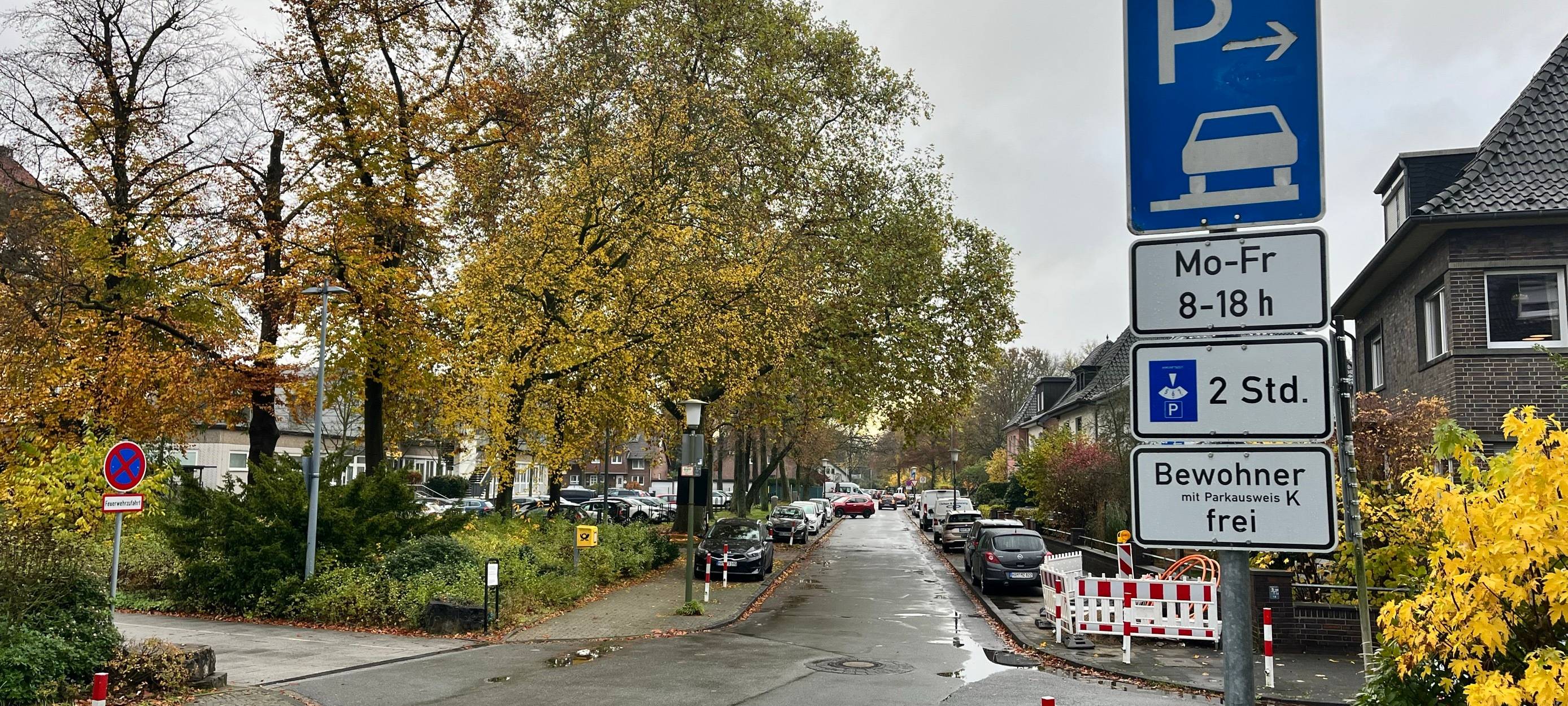 Parkschild an der Knappenstraße vor dem Marienhospital in Hamm-Osten.