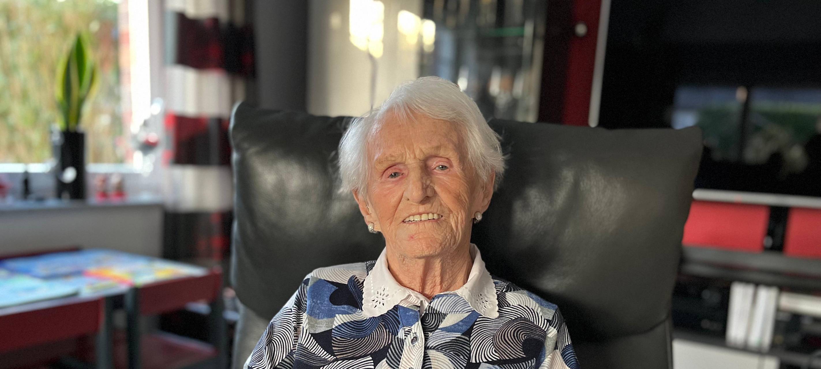 Hammerin Gertha Batzel feiert ihren 100. Geburtstag