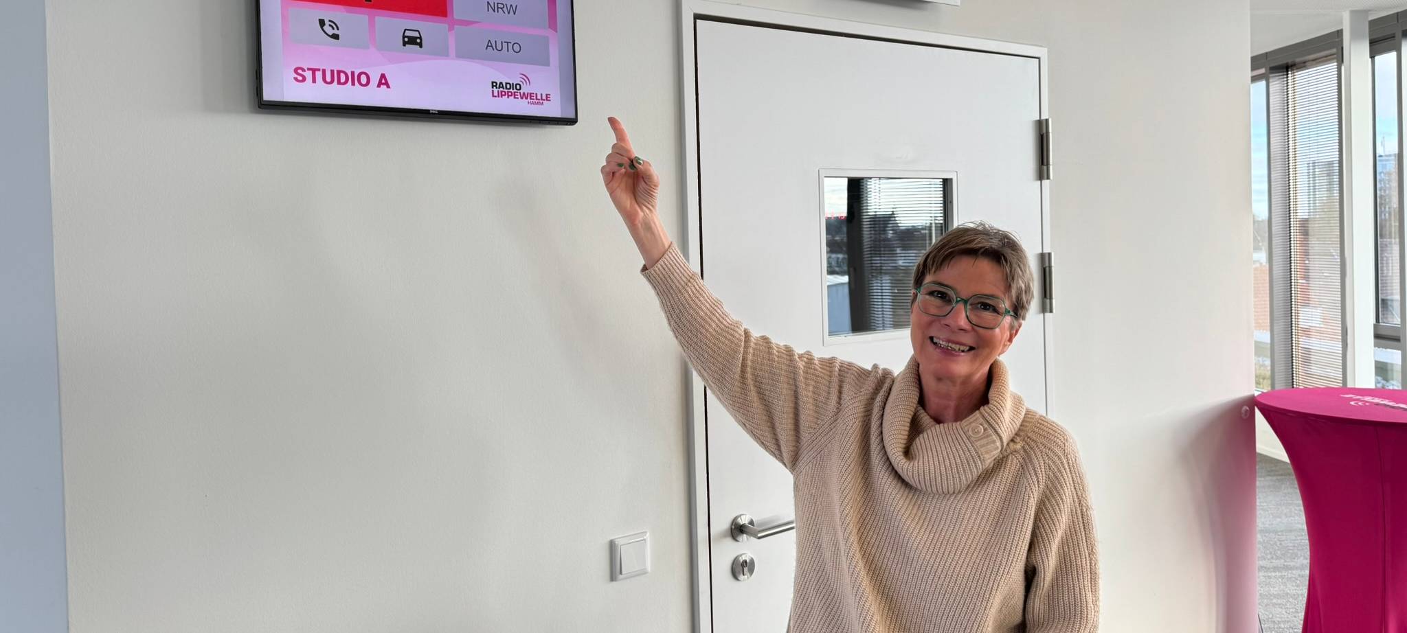 Conny Kraft moderiert von 14 bis 18 Uhr beim Lippewelle-Marathon.