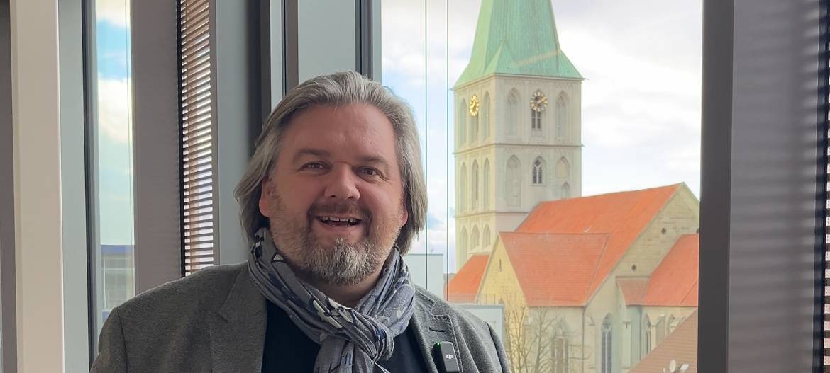 Wenige Stunden vor dem Mitsingkonzert hat uns Sänger Freddy Pieper besucht.