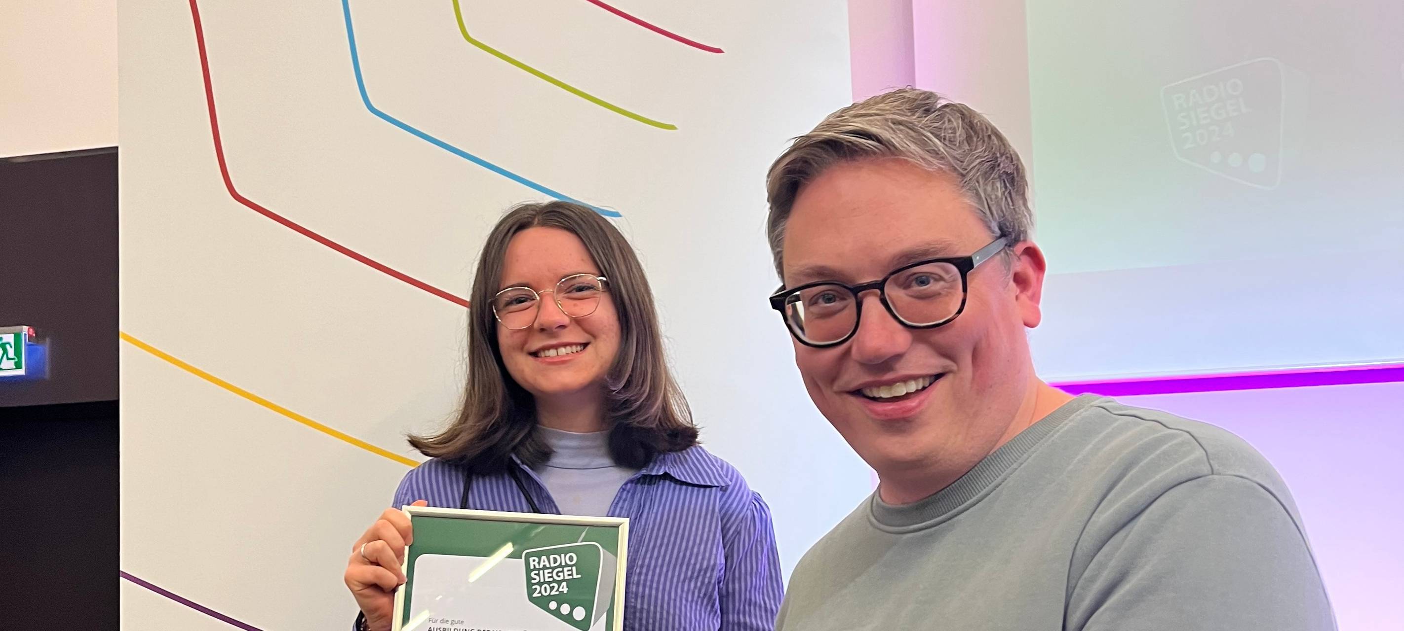 Chefredakteur Matthias Dröge und Volontärin Paula Hammerschmidt