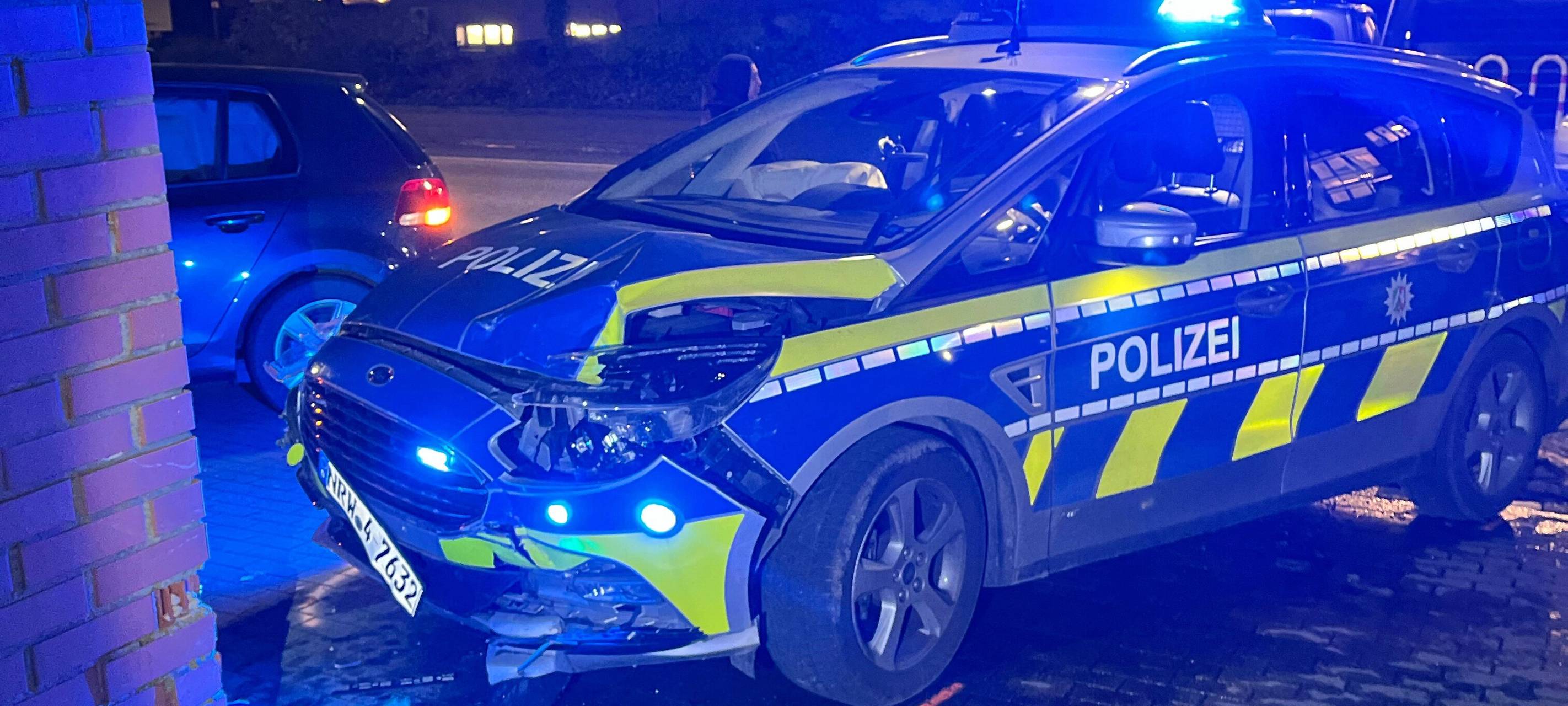 Verletzte nach Unfall mit Streifenwagen in Hamm