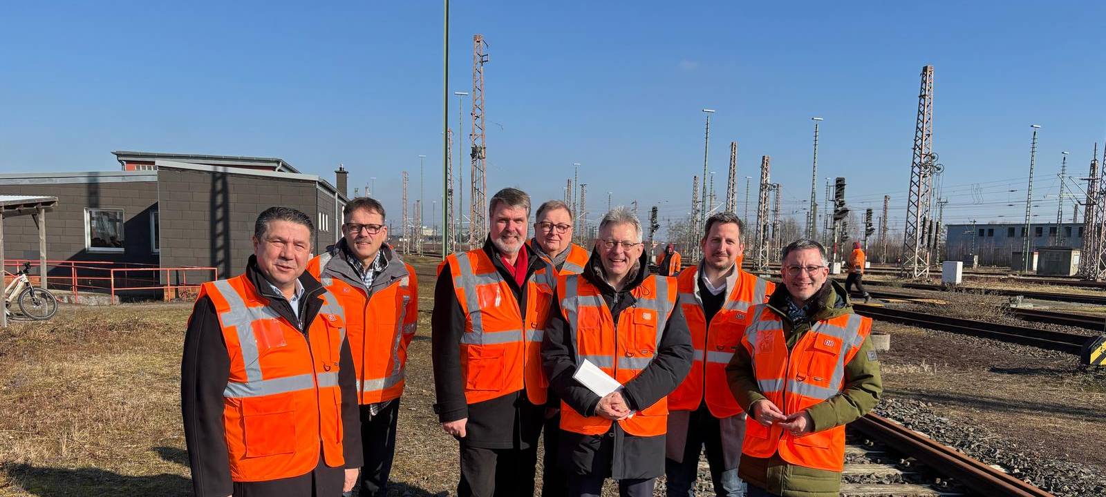 Hammer SPD-Bundestagsabgeordnete Michael Thews hat zum Ortstermin eingeladen.