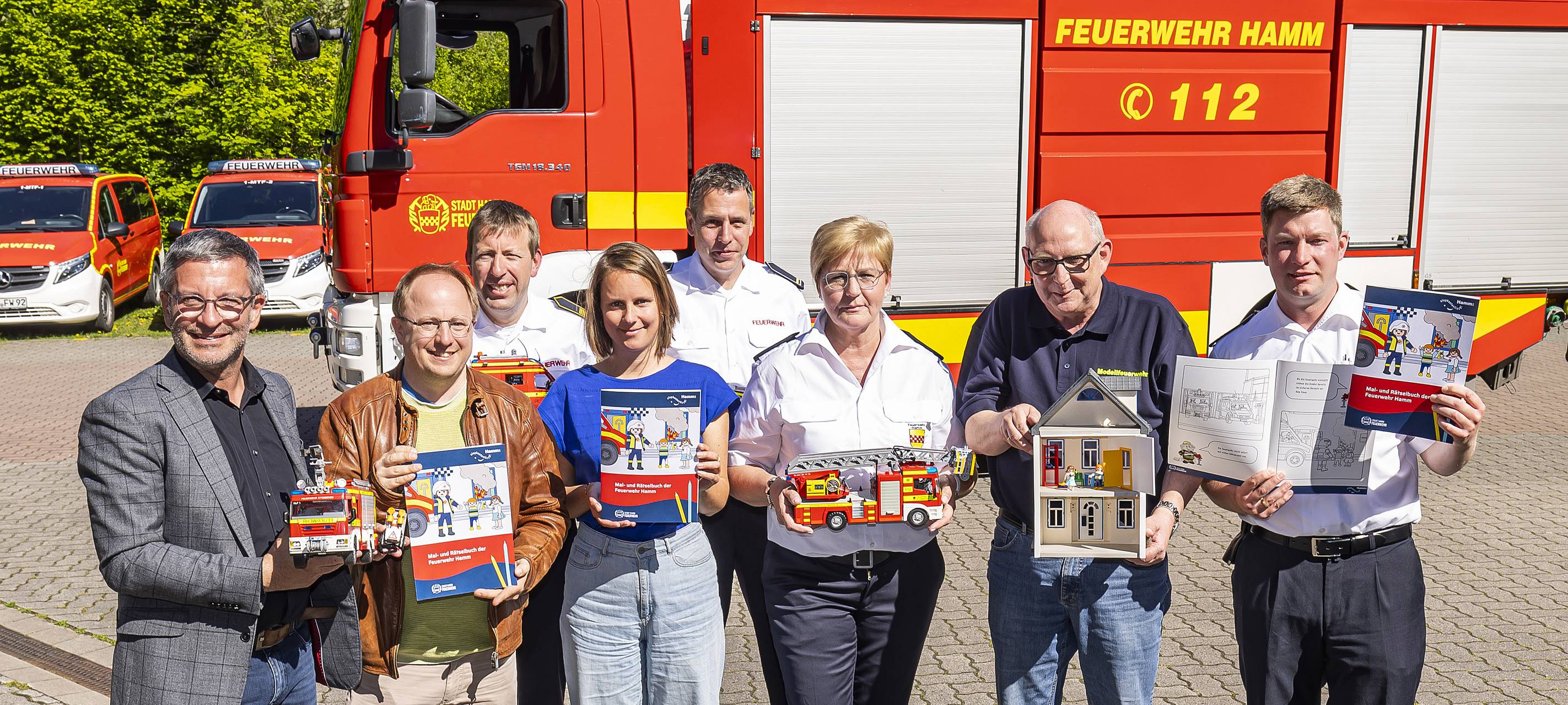 Feuerwehr Hamm stellt neues Malbuch vor