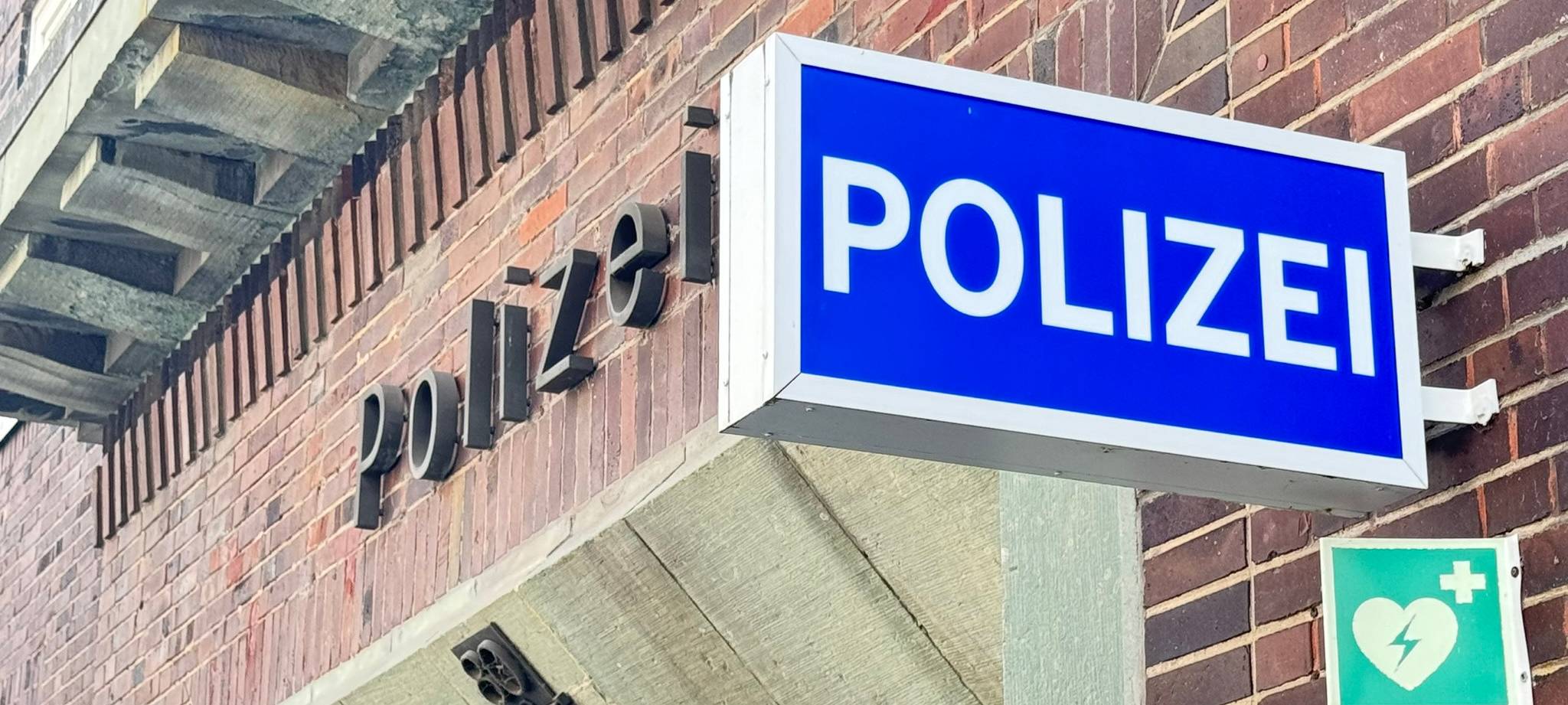 Polizei Hamm sucht per Hubschrauber in Heessen