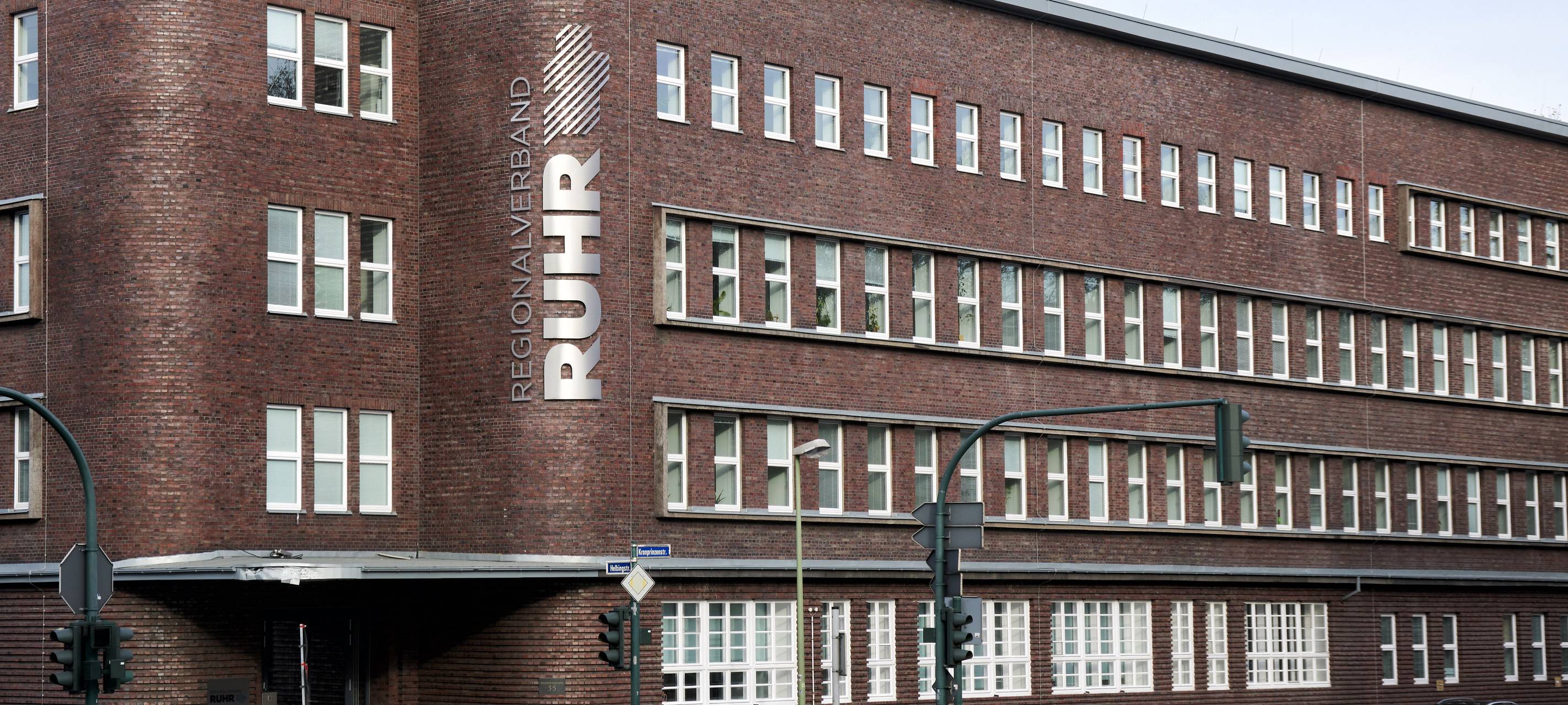 Das Hauptgebäude des Ruhrverbandes.