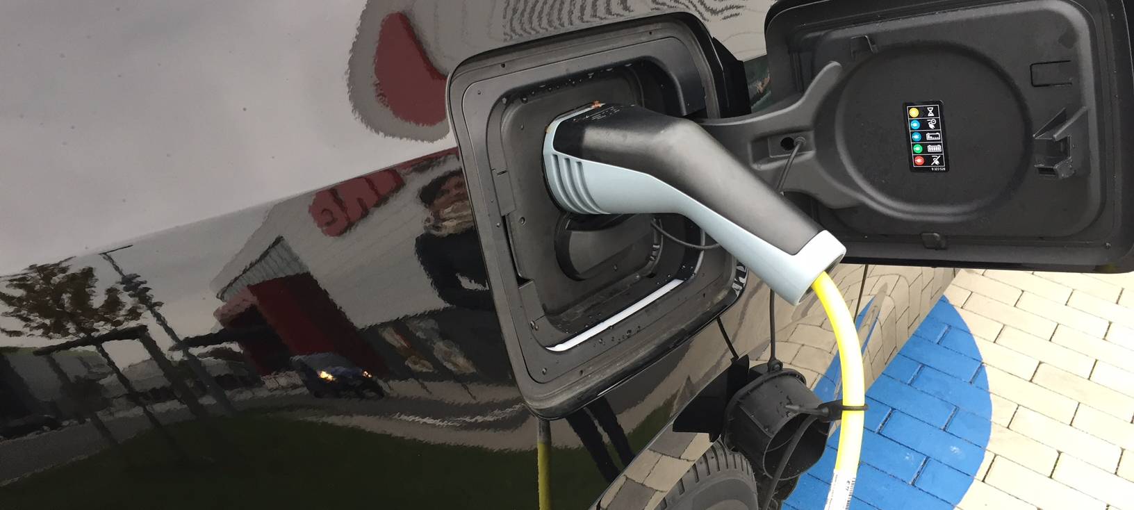 Kostenlos das E-Auto laden