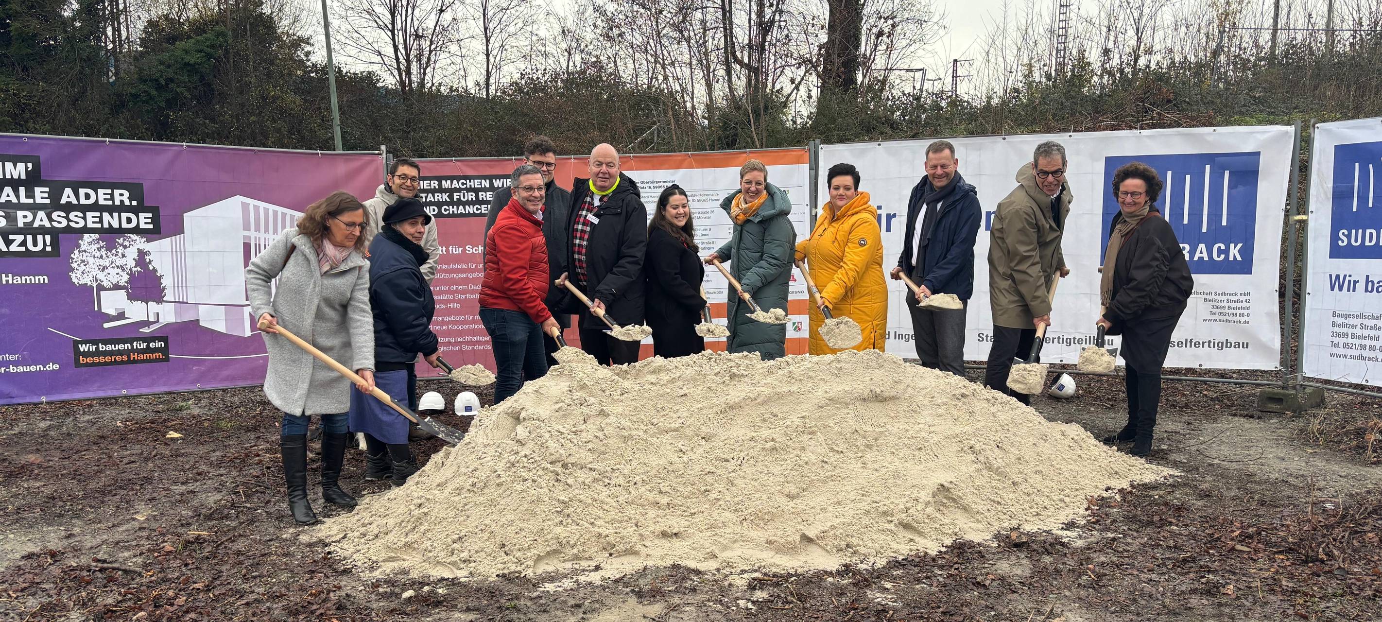 Trägerhaus Hamm: Spatenstich für Millionen-Projekt