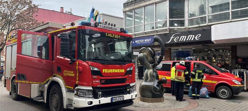 Gestank löst Feuerwehr-Einsatz in Friseursalon aus