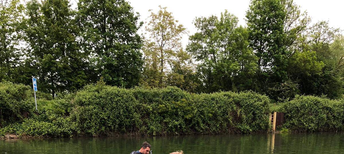 Joe beim Stand Up Paddling
