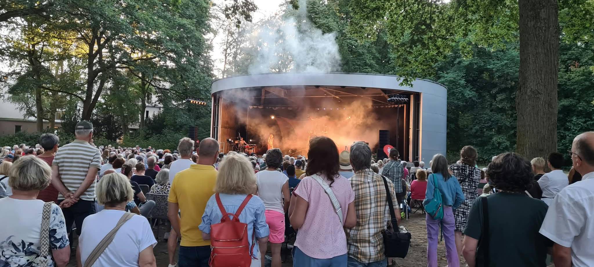 KunstDünger endet mit Abend im Kurhausgarten in Hamm