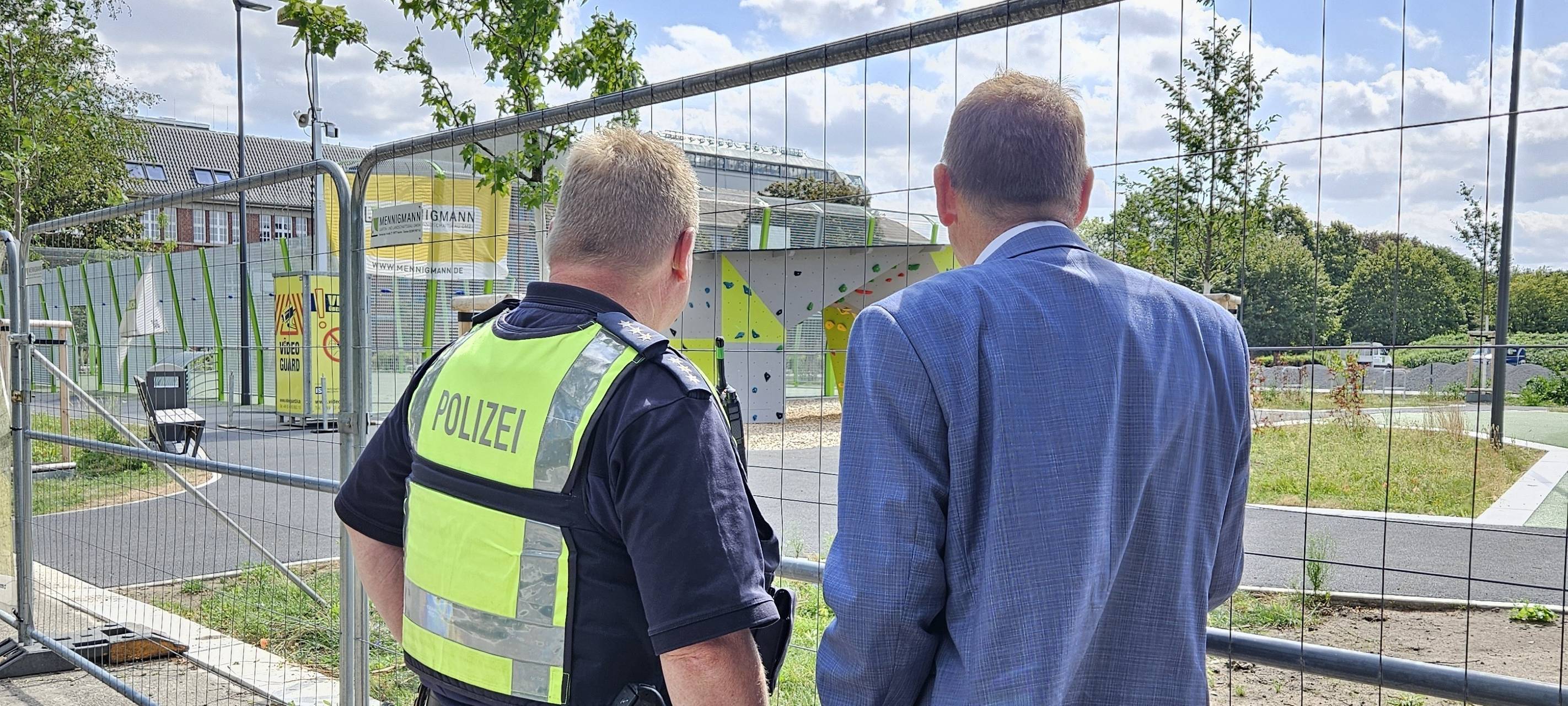 Hammer Polizeipräsident auf Bezirksstreife in Uentrop