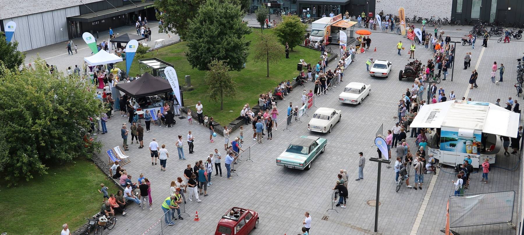 Hochschule Hamm lädt zu Oldtimern und offenen Türen ein