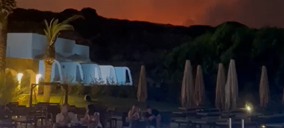 Eileen aus Hamm erlebt die Waldbrände auf Rhodos hautnah