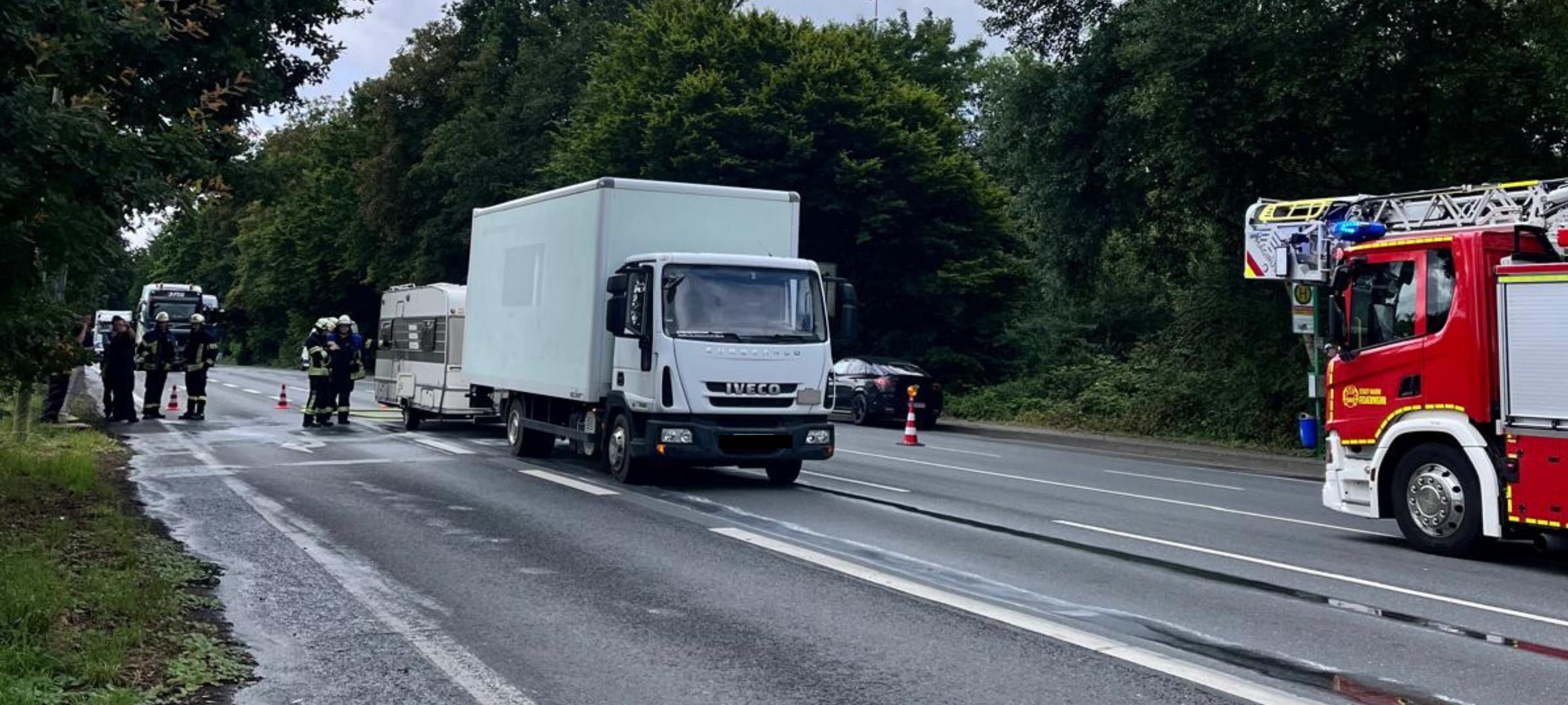 Brennendes Auto auf der Werler Straße